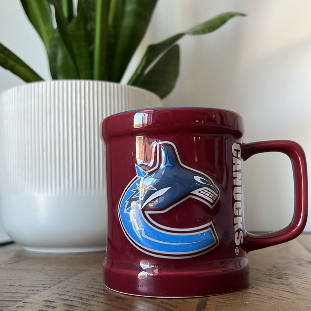 Vancouver Canucks NHL Coffee Mug